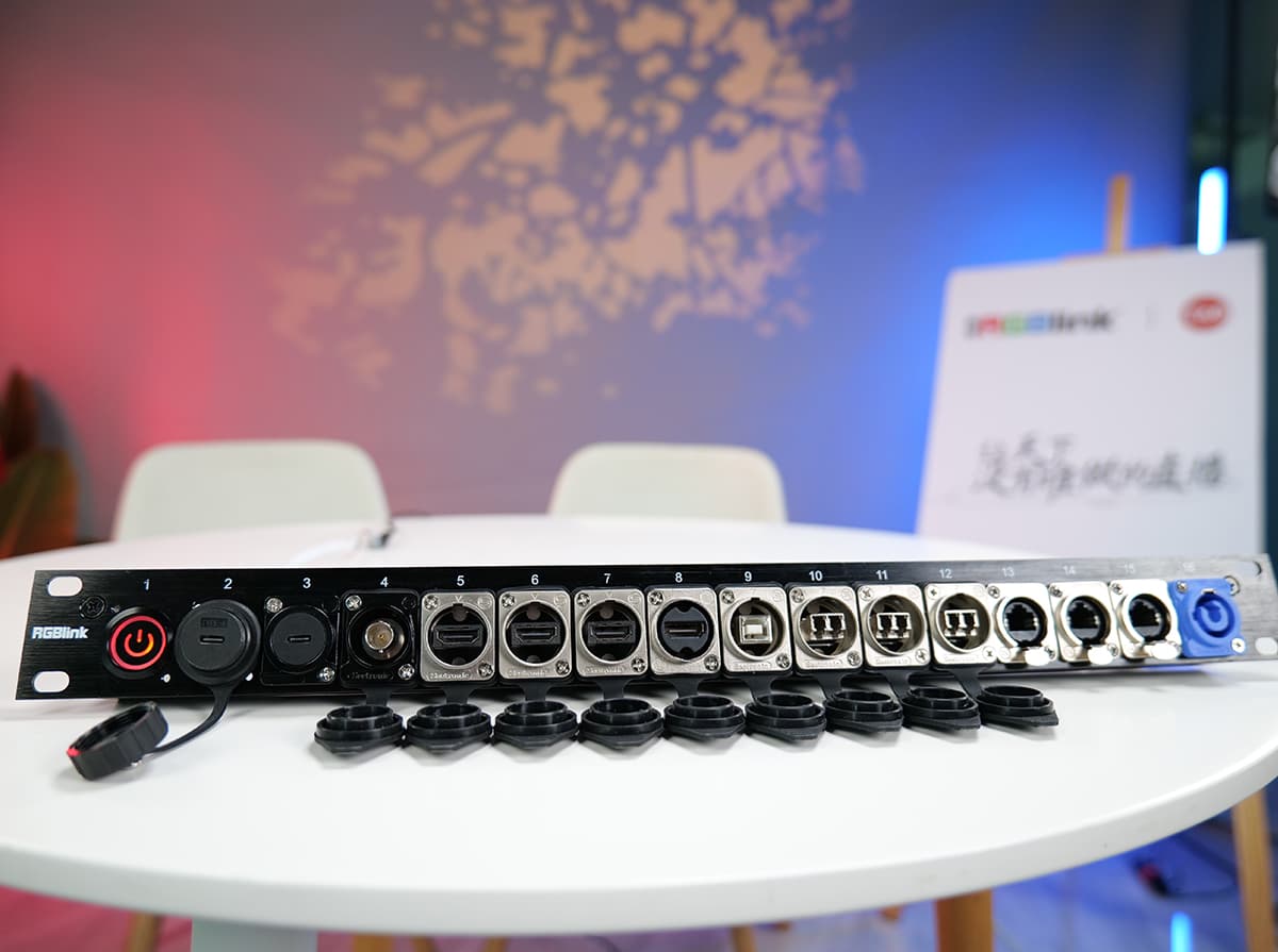 1U Patch Panel Image 1